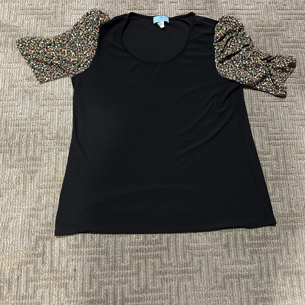 Women's size large, CeCe brand, floral, three quarter sleeved, black shirt.